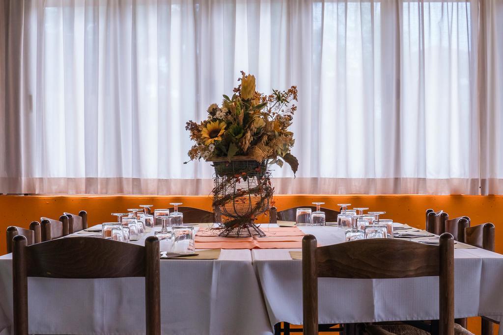 Teòr Ristorante Albergo Al Donatore מראה חיצוני תמונה